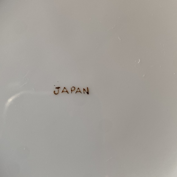 Japanese Decorative Plate “ The Legend of the Dogwood” Exc Shape No chips/cracks - Picture 4 of 7